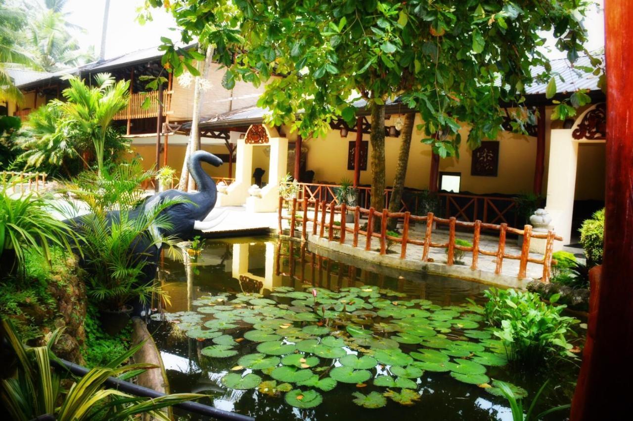 Udf Nature Villa 康提 外观 照片